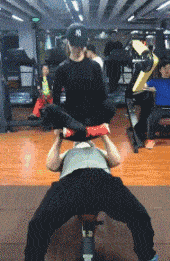 灯笼|搞笑段子：年过35的中年汉，终于鼓起勇气参加电脑征婚