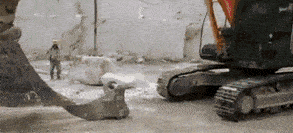 丈人|搞笑GIF趣图：跟男友分手后，今天他送了我一份分手礼物