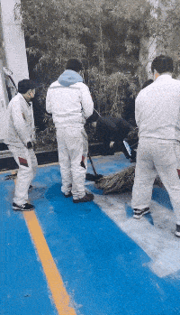 帅哥|爆笑GIF：：美女小美前段时间相了个帅哥，有房有车，相貌出众，正打的火热