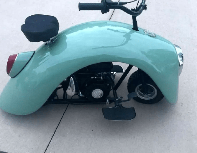 老王|幽默笑话：朋友买了条假金项链，天天戴着上班，有一次下夜班……