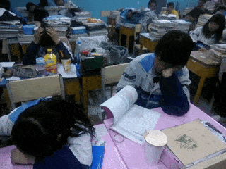 丈人|动图：看出来了，这又是一位凭本事单身的兄弟