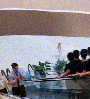 小王|这样做难道就不怕挨打吗？