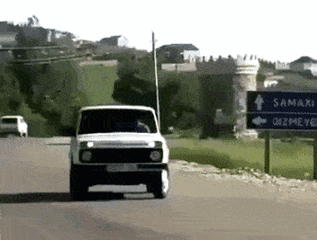 医生|爆笑GIF图:还拍照,赶紧把妹子拉起来吧,谁还没经历过这样的绝望啊