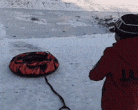 小美|搞笑GIF趣图:老婆的闺蜜来家做客,我故意避开了