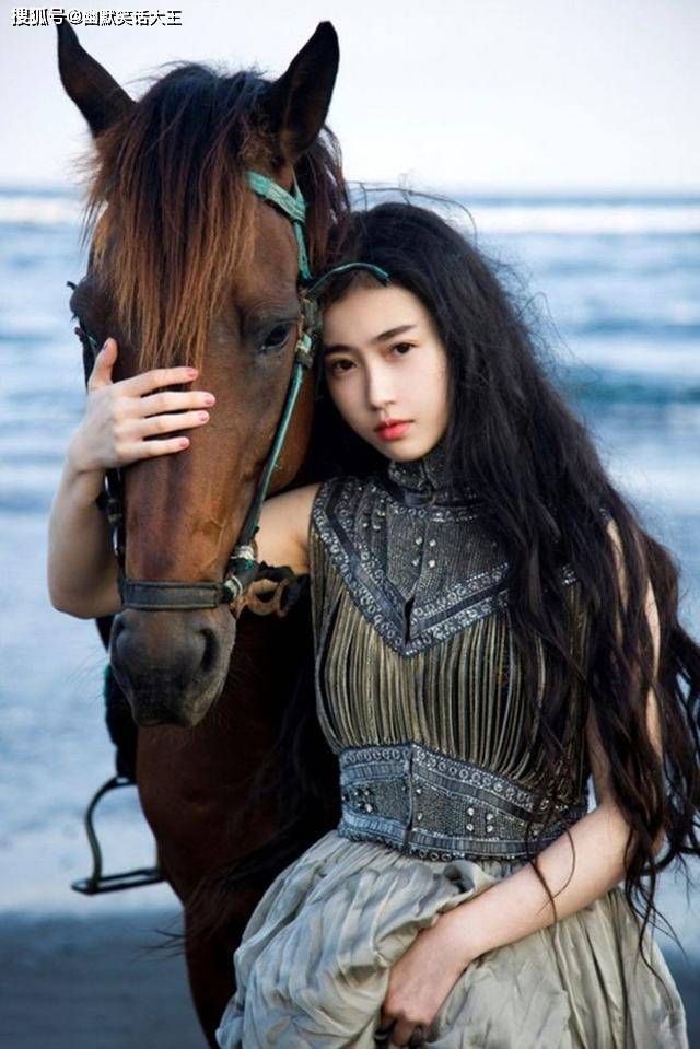 酒鬼|幽默笑话:朋友去驾校练车,教练哭着要求换人!