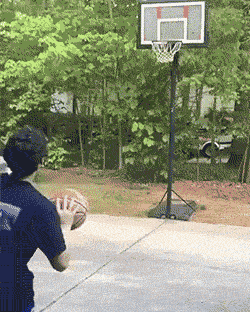 老丈人|笑话：和老婆离婚后，在家里喝酒庆祝，不料老丈人赶来了