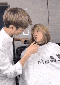 段子|爆笑GIF图：快点住嘴，你信不信我打你