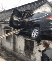 女友|搞笑GIF：普通人是女施主，好看的就叫人家女菩萨