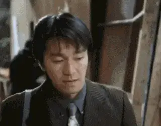 蛋糕|爆笑gif图：男朋友生气了，买个蛋糕哄他！