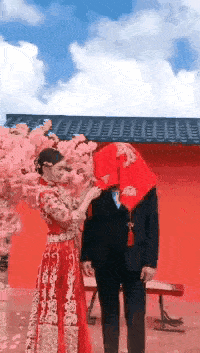 蛋糕|爆笑gif图：男朋友生气了，买个蛋糕哄他！