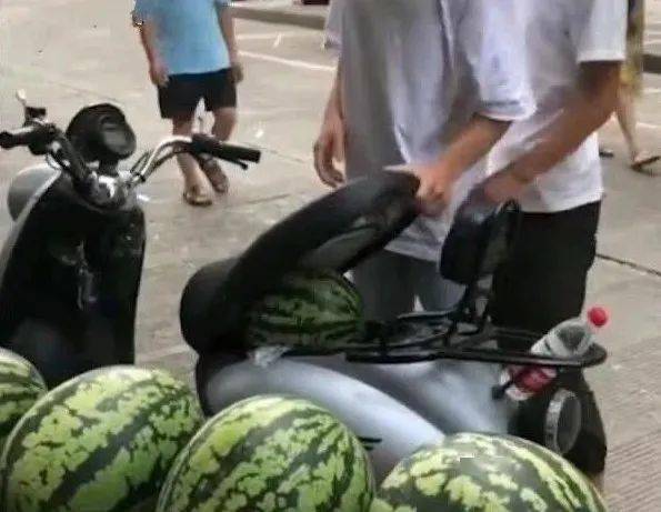 望都|闺蜜拍照技术到底能有多差？我笑喷了~ | 爆笑囧图