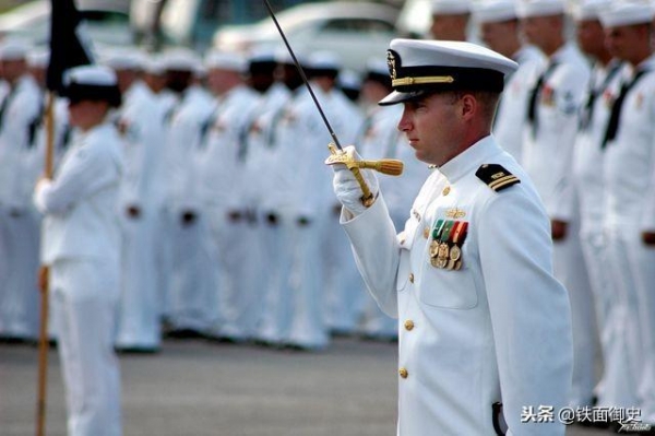 美国海军史上悲催的试航典礼：国务卿、海军部长当场毙命