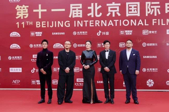 陈坤亮相第十一届北京国际电影节开幕红毯