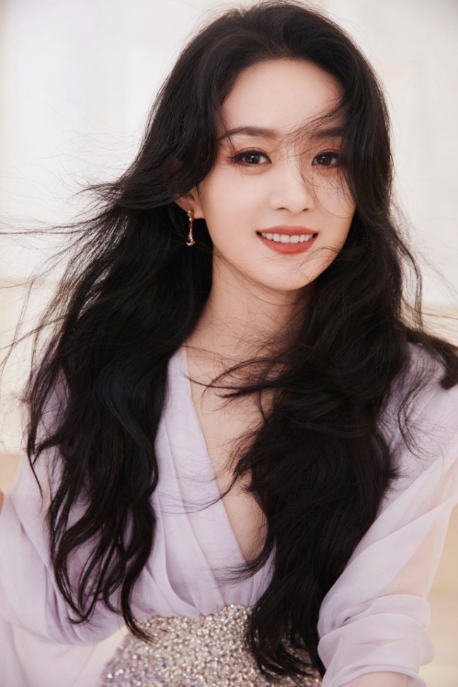 赵丽颖写真又仙又御姐大波浪长发温柔优雅