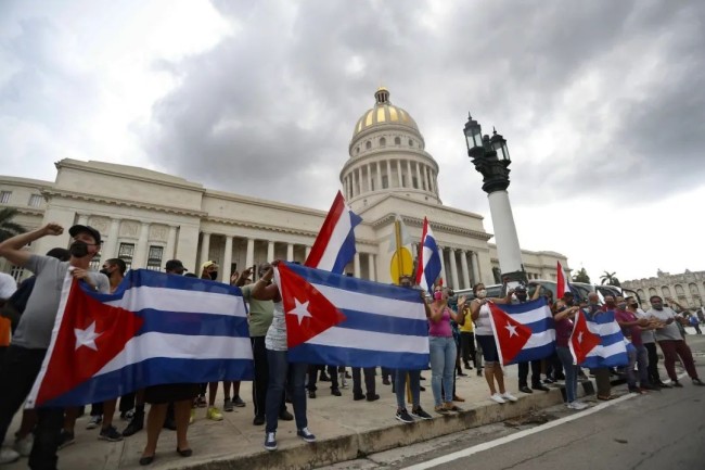 参考消息 古巴官员：美国正为军事干预古巴找理
