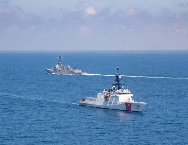 美海军“双舰”通过台湾海峡，拜登上任后首次
